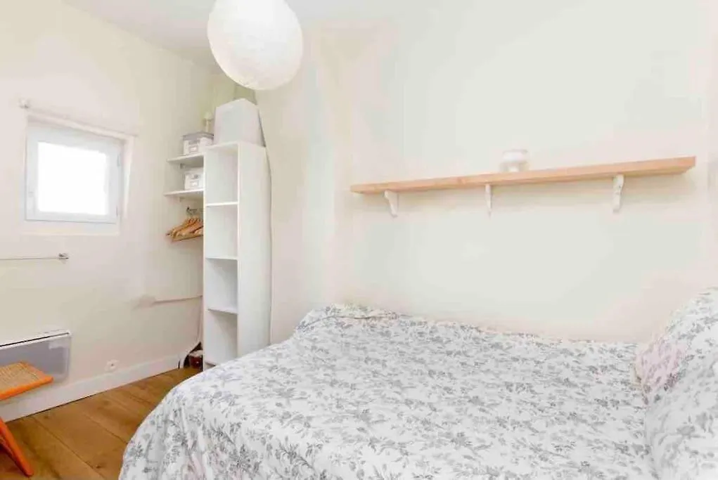Cozy Near Champs Elysees * Paris